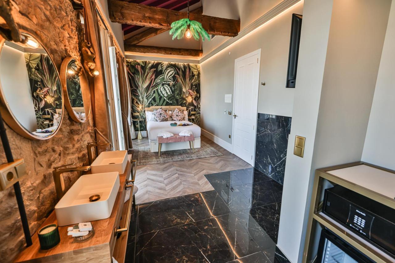 Hospedium Hotel Barometro De Camariñas المظهر الخارجي الصورة