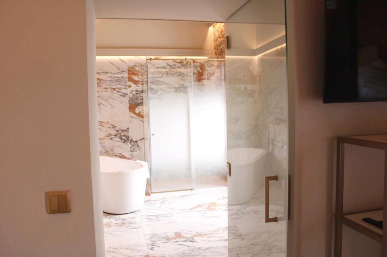 Hospedium Hotel Barometro De Camariñas المظهر الخارجي الصورة